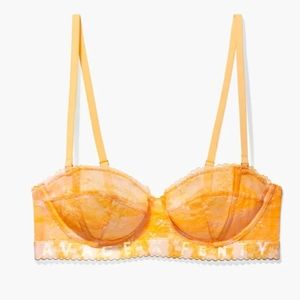 NWT Savage X Fenty Scarlet Ibis marble convertible strapless bra. Size 36 dd